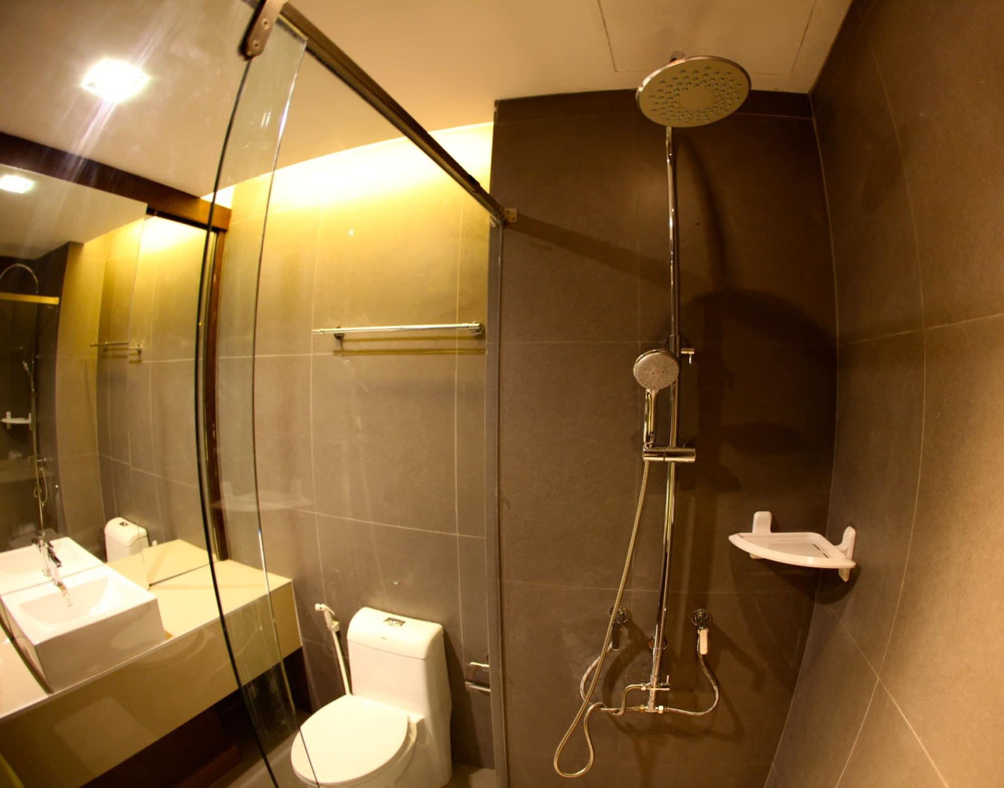 The Bangkok Major Suite Kültér fotó
