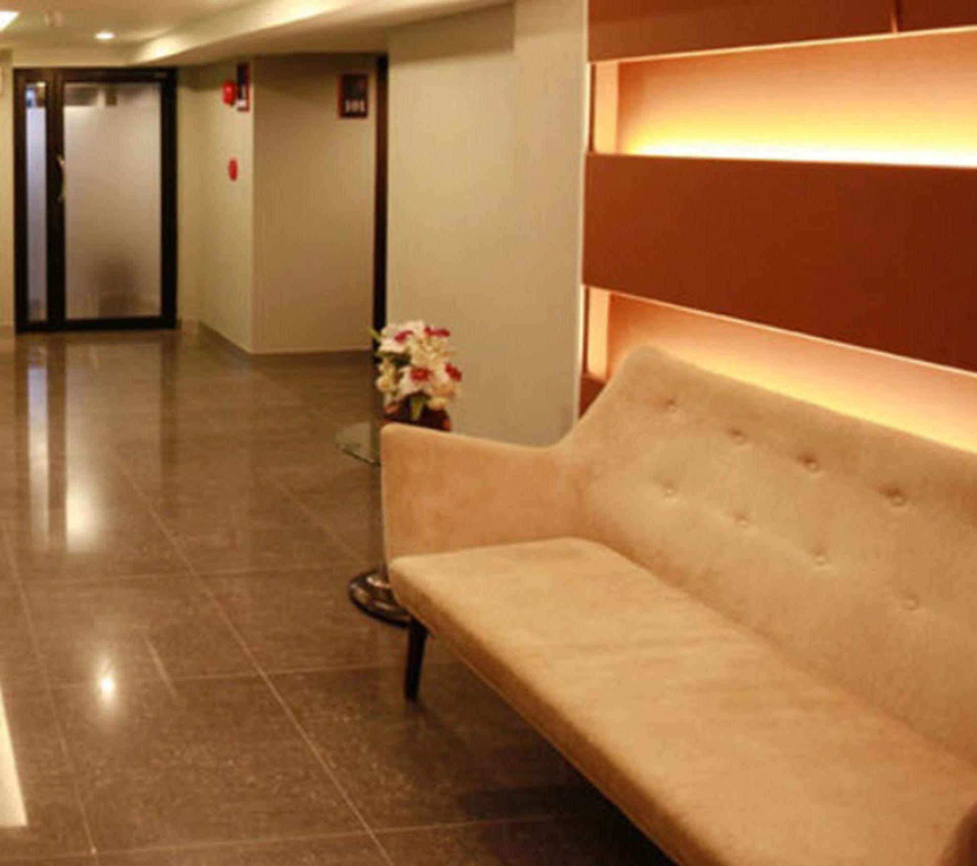 The Bangkok Major Suite Kültér fotó