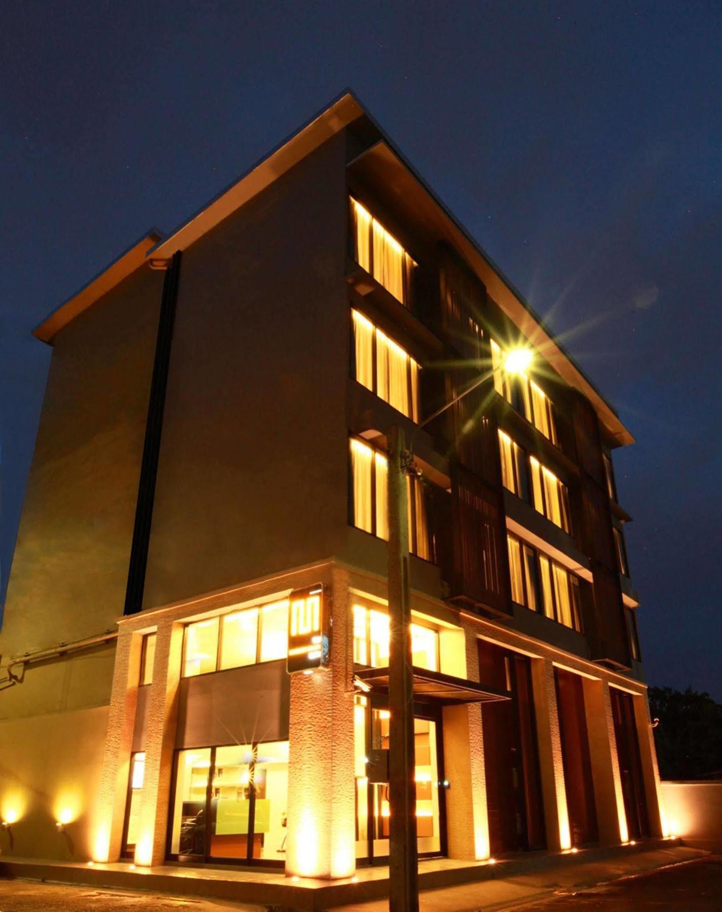 The Bangkok Major Suite Kültér fotó
